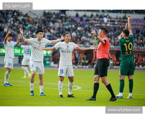 中超中后卫黄牌世界杯体育论坛